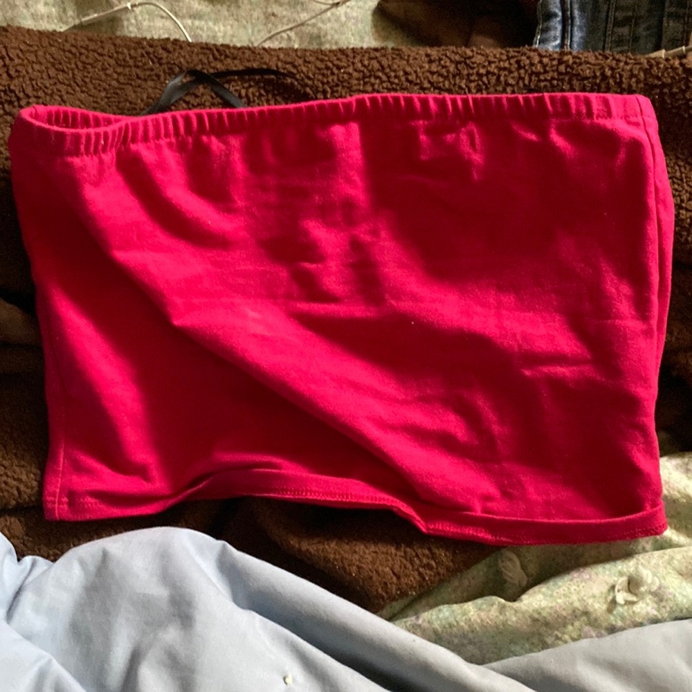 Cute magenta pink tube top